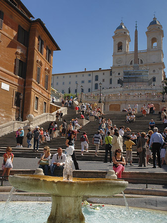 Kirche und Treppe - Latium (Rom) (Rom)