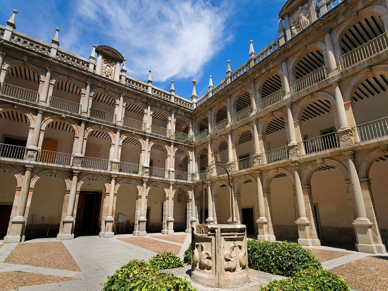 Universität Alcalá Foto 